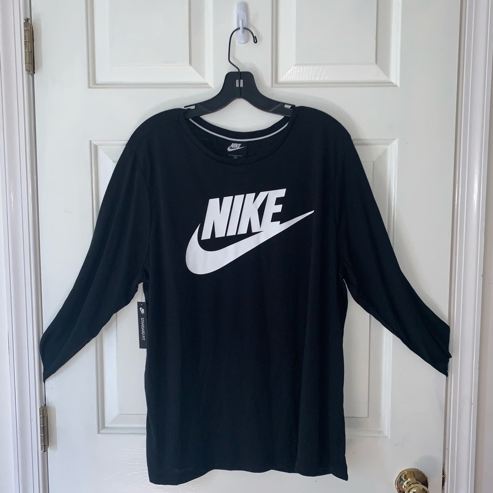 Nike Black & White Long Sleeve Shirt